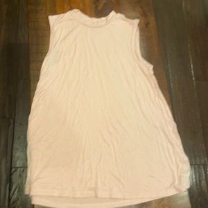 Short sleeve shirt. Size (10/12). Brand art class